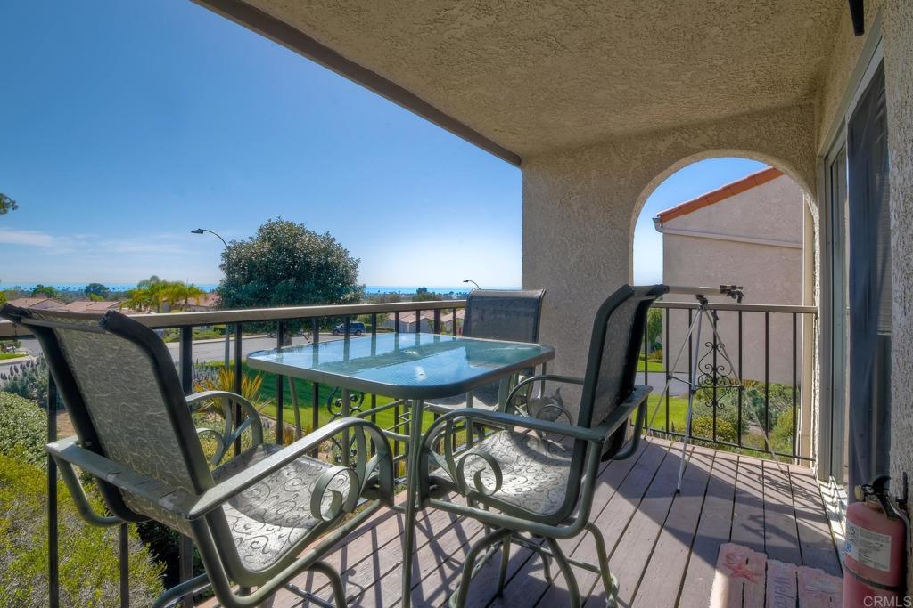 Residential Lease for rent at 916 Caminito Estrada B, Carlsbad CA featuring 2 beds and 2 baths
