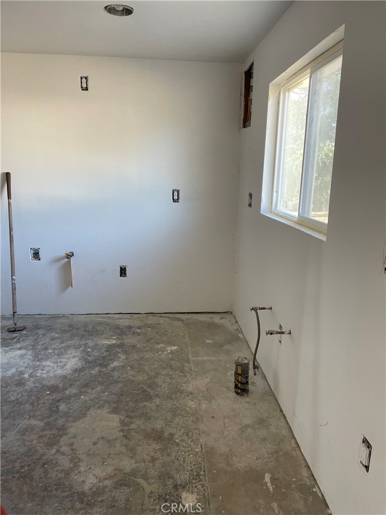 Residential for sale at 912 Avenue B, Calimesa CA featuring 2 beds and 1 bath