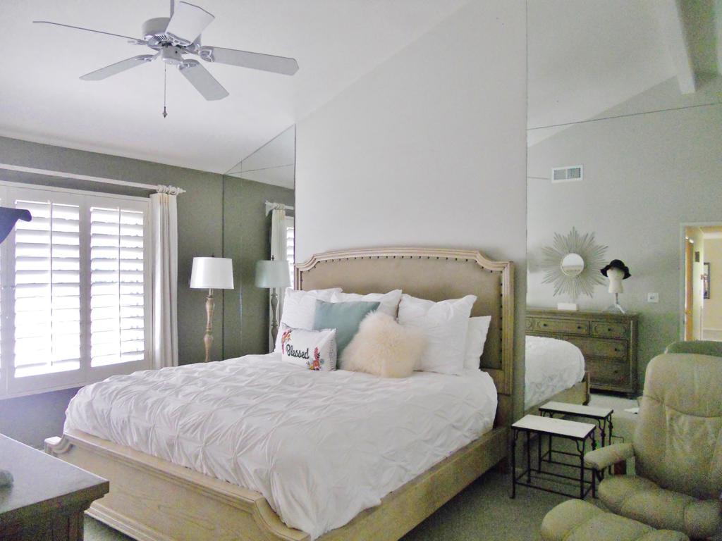 Residential Lease for rent at 172 Gran, Palm Desert CA featuring 2 beds and 2 baths