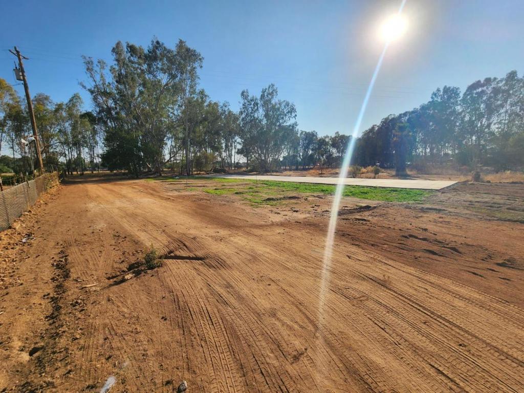 Residential for sale at 8831 E Herndon Avenue, Clovis CA featuring 3 beds and 2 baths