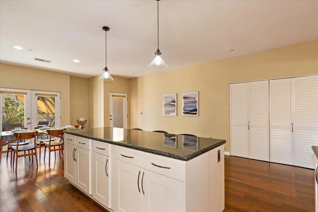 Residential Lease for rent at 54277 Avenida Diaz, La Quinta CA featuring 3 beds and 2 baths