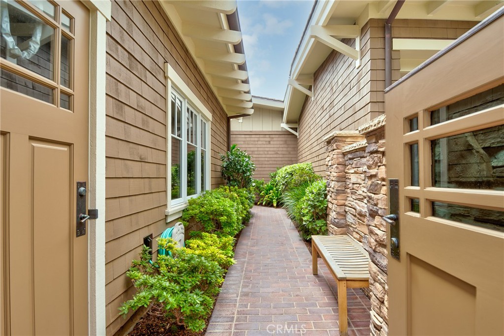 Residential Lease for rent at 5 Stickley Drive, Laguna Beach CA featuring 3 beds and 3 baths