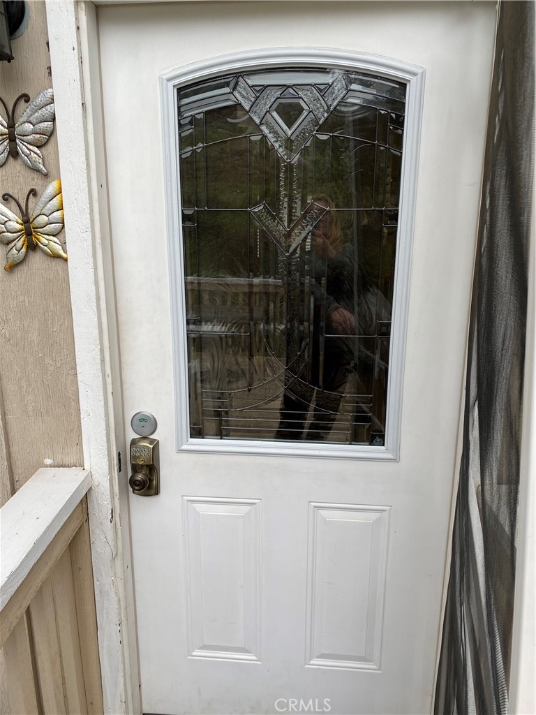 Residential Lease for rent at 46011 Sandia Creek C, Temecula CA featuring 1 bed and 1 bath