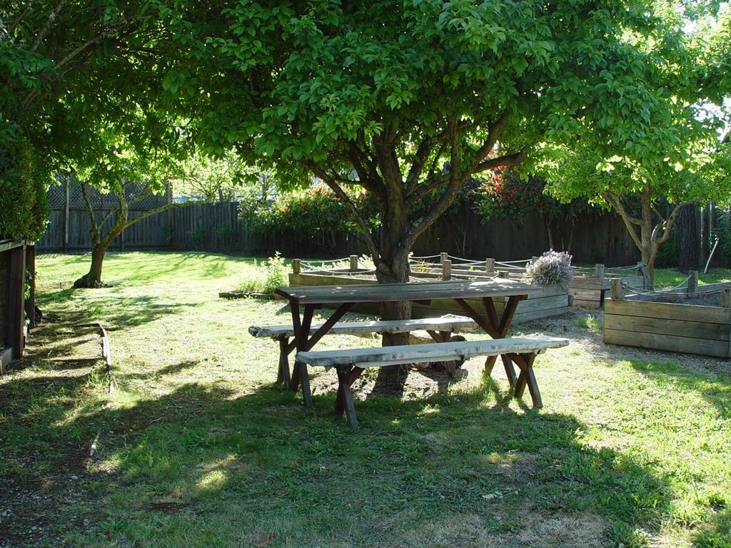 Residential Lease for rent at 2130 Ward Way, Woodside CA featuring 3 beds and 2 baths