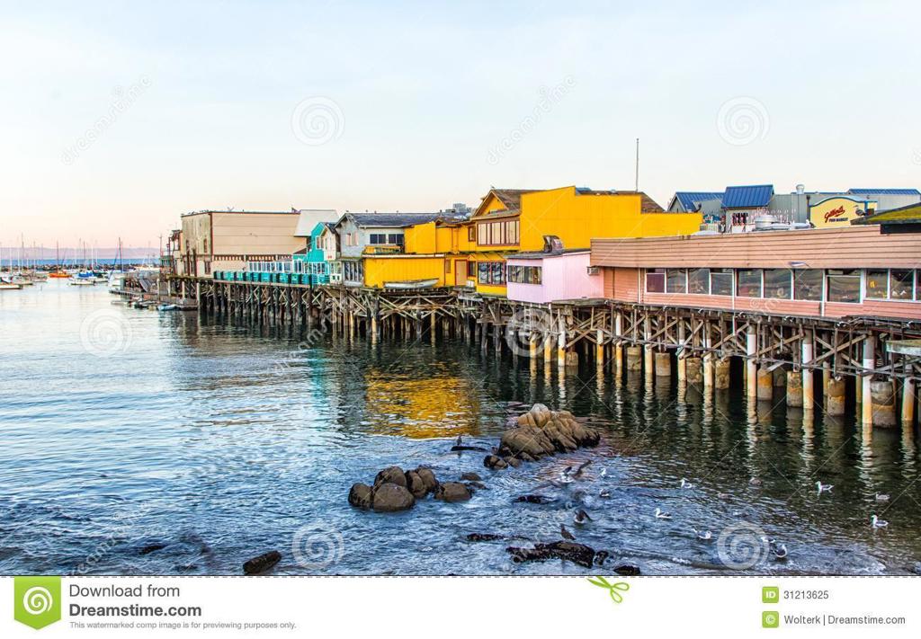 Residential Lease for rent at 621 Mcclellan Avenue Studio, Monterey CA and 1 bath