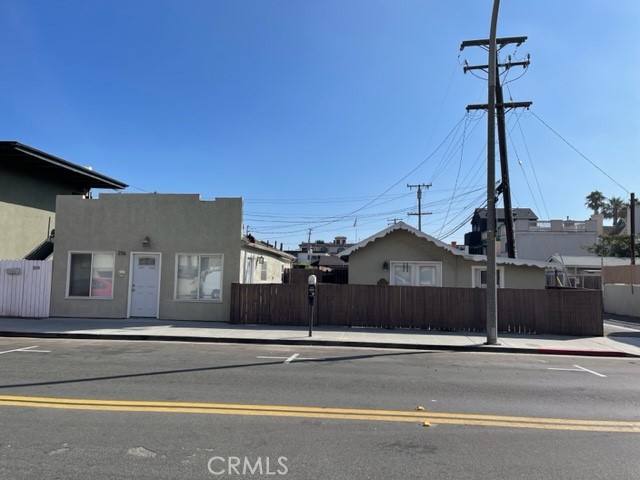 Residential for sale at 214 Walnut Avenue, Huntington Beach CA featuring 1 bed and 1 bath