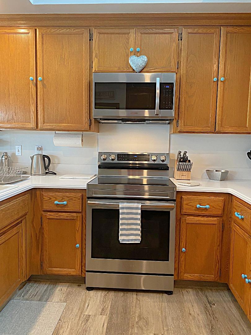 Residential Lease for rent at 122 2nd Avenue, Santa Cruz CA featuring 3 beds and 2 baths