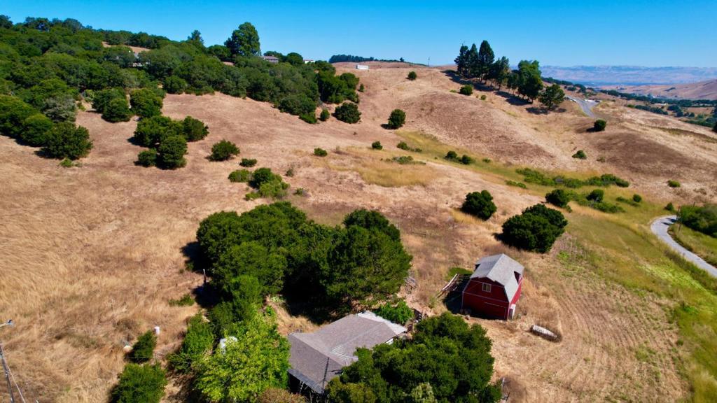 Residential for sale at 1110 Merrill Road, San Juan Bautista CA featuring 3 beds and 1 bath