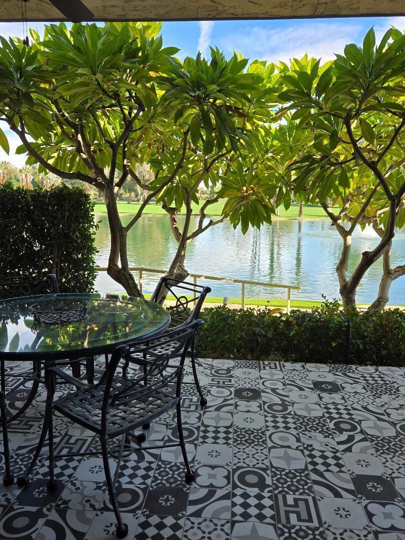 Residential Lease for rent at 910 Island Drive 113, Rancho Mirage CA featuring 2 beds and 3 baths