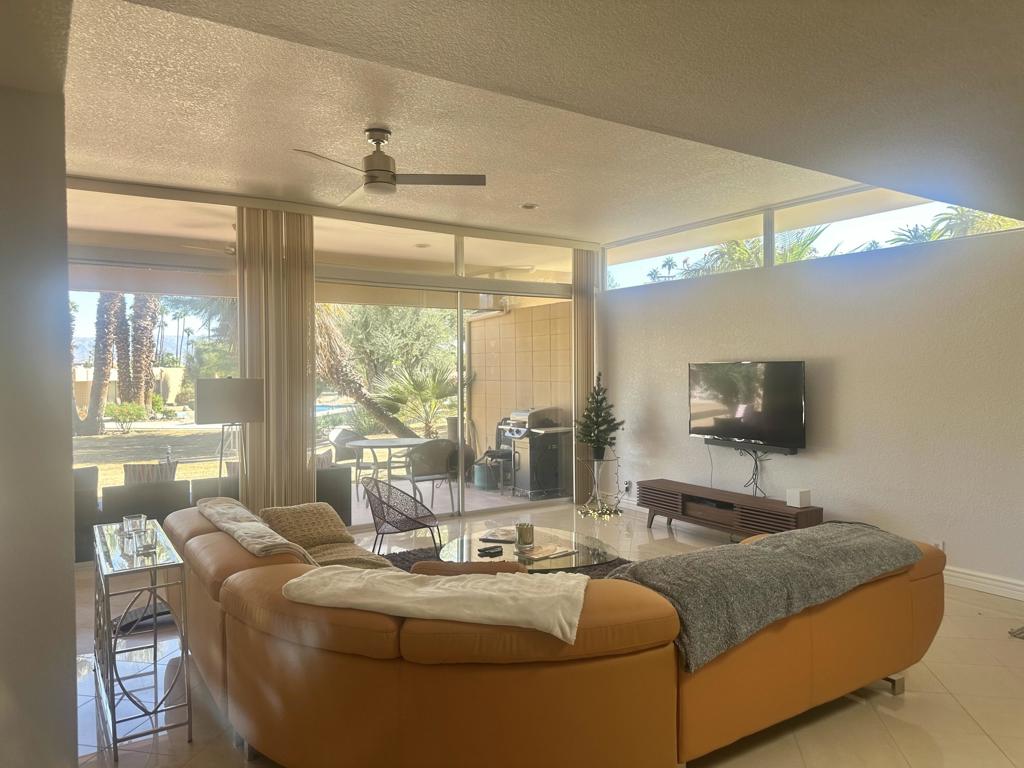 Residential Lease for rent at 715 Sandpiper Street, Palm Desert CA featuring 2 beds and 2 baths