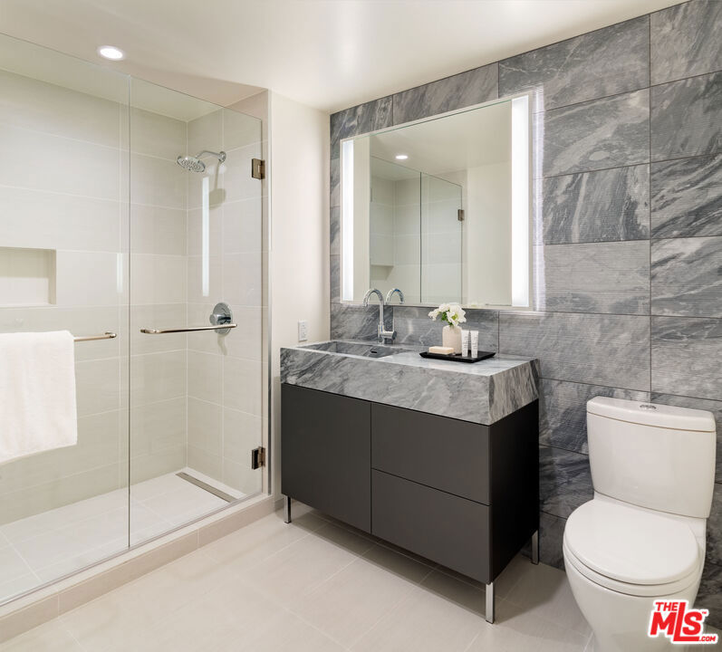 Residential Lease for rent at 8500 W Sunset, Los Angeles CA featuring 2 beds and 2 baths