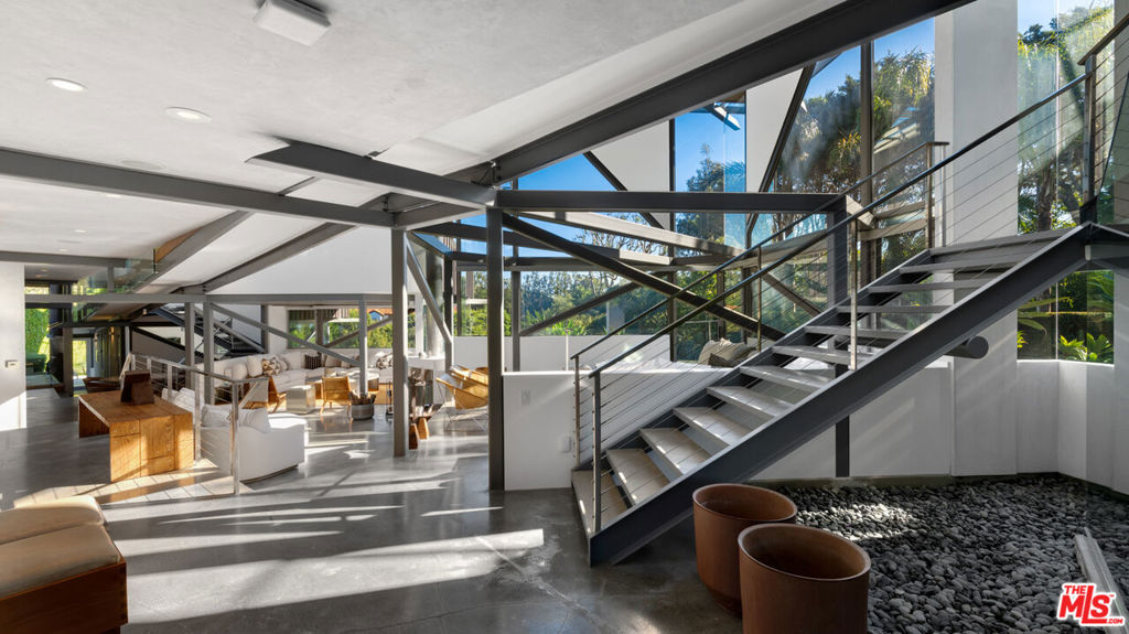 Residential Lease for rent at 28827 Grayfox Street, Malibu CA featuring 6 beds and 7 baths