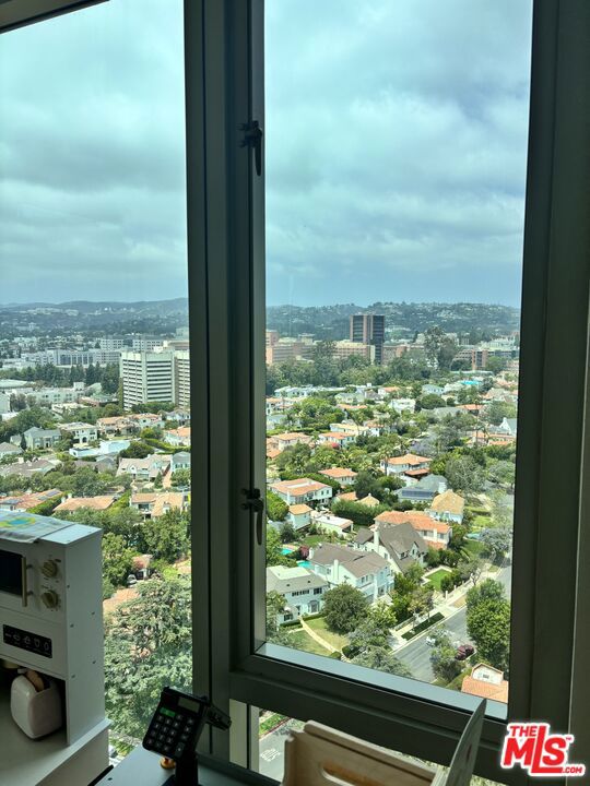 Residential for sale at 10727 Wilshire Boulevard 2002, Los Angeles CA featuring 3 beds and 4 baths