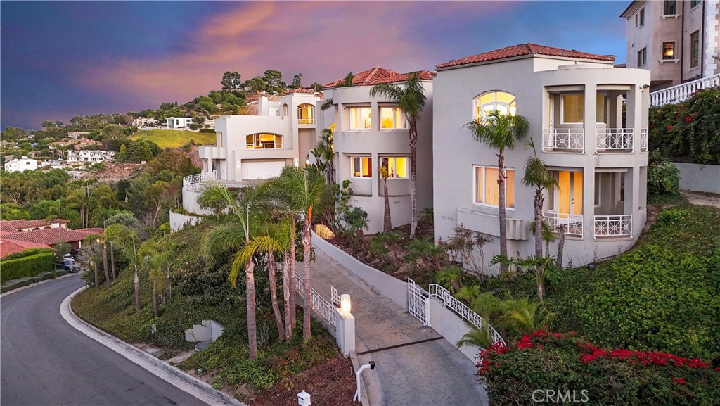 Residential for sale at 702 Via La Cuesta, Palos Verdes Estates CA featuring 6 beds and 7 baths