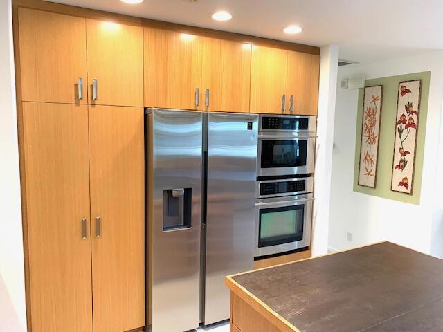 Residential for sale at 3045 N Cerritos Road, Palm Springs CA featuring 2 beds and 2 baths