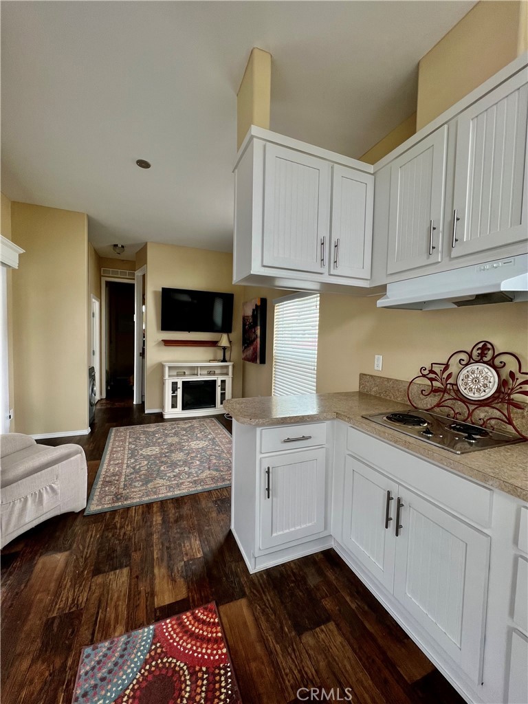 Residential for sale at 1295 S Cawston Avenue 462, Hemet CA featuring 1 bed and 1 bath