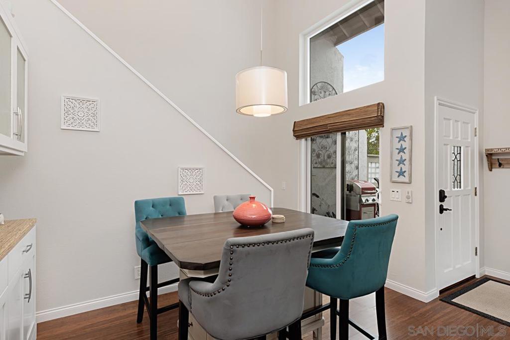 Residential Lease for rent at 542 via de la valle k, Solana Beach CA featuring 3 beds and 2 baths