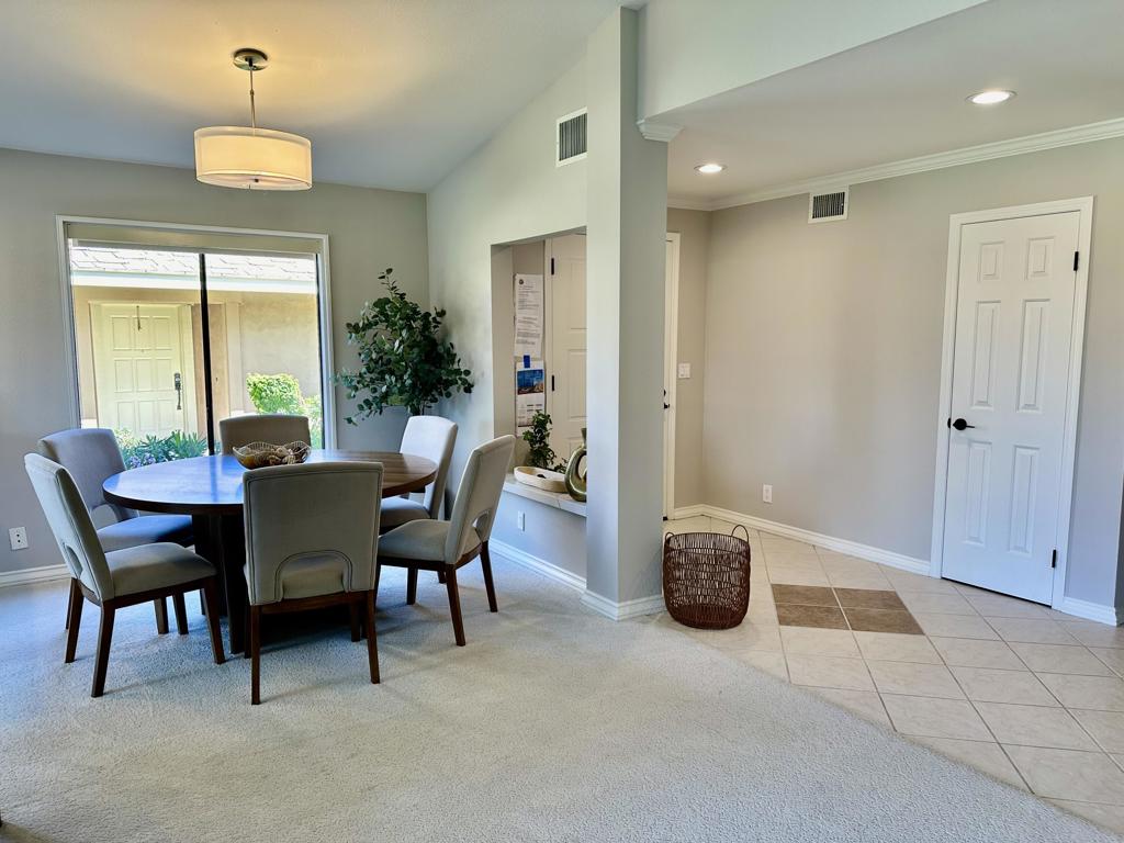 Residential Lease for rent at 236 Castellana S, Palm Desert CA featuring 2 beds and 2 baths