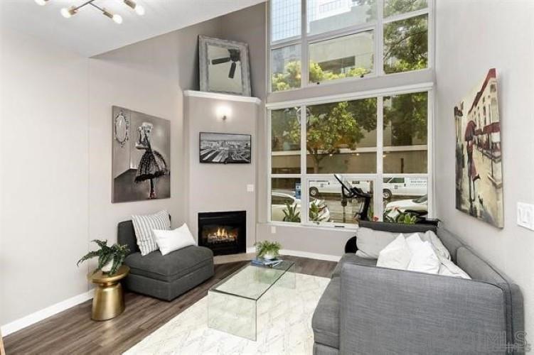 Residential Lease for rent at 1240 India St 103, San Diego, San Diego County CA featuring 1 bed and 2 baths