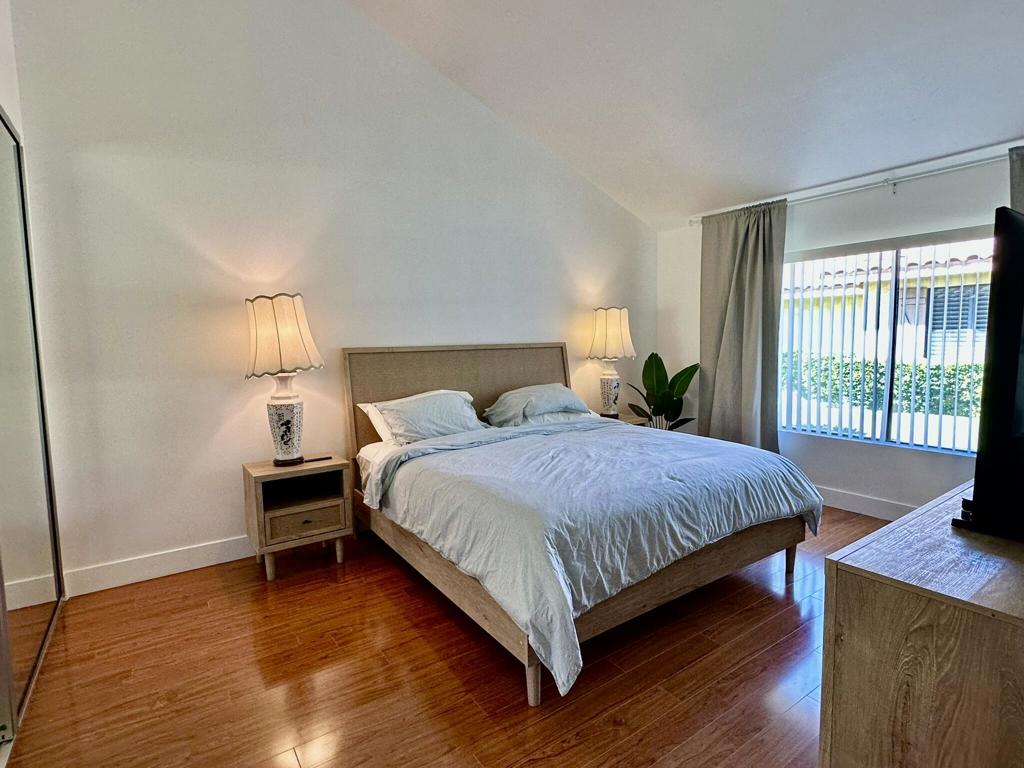 Residential Lease for rent at 316 S Sierra Madre, Palm Desert CA featuring 2 beds and 2 baths