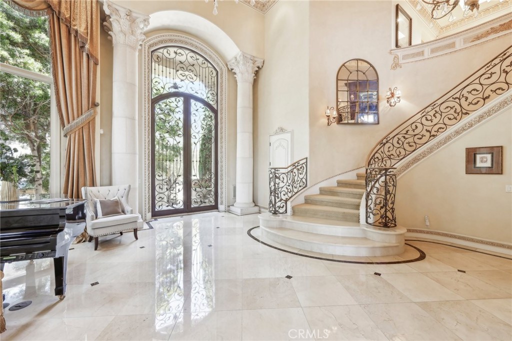 Residential for sale at 60 RITZ COVE, Dana Point CA featuring 5 beds and 7 baths