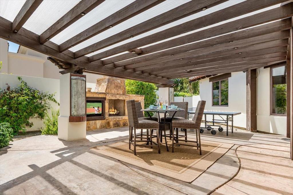 Residential Lease for rent at 53360 Del Gato Drive, La Quinta CA featuring 3 beds and 4 baths