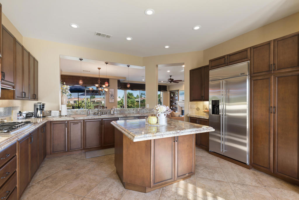 Residential Lease for rent at 50640 Spyglass Hill Drive, La Quinta CA featuring 3 beds and 3 baths