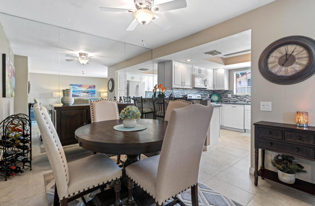 Residential Lease for rent at 500 S Farrell Drive P101, Palm Springs CA featuring 1 bed and 1 bath