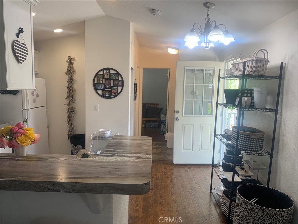 Manufactured In Park for sale at 1600 S San Jacinto Ave 16, San Jacinto CA featuring 2 beds and 1 bath