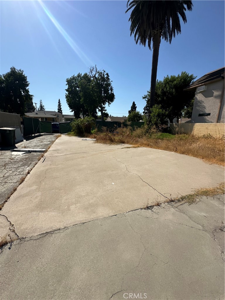 Active for sale at Burbank, CA, Burbank, CA CA and 1 bath