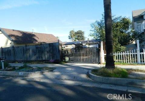 Residential for sale at 117 N Orange Avenue, Rialto CA featuring 1 bed and 1 bath