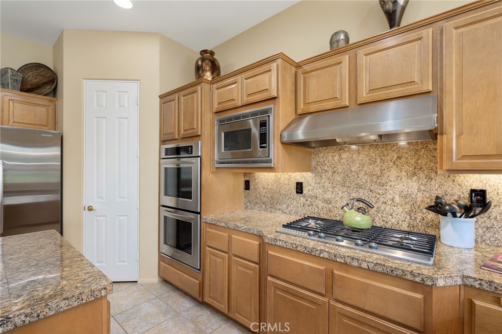 Residential Lease for rent at 55120 Tanglewood, La Quinta CA featuring 3 beds and 3 baths