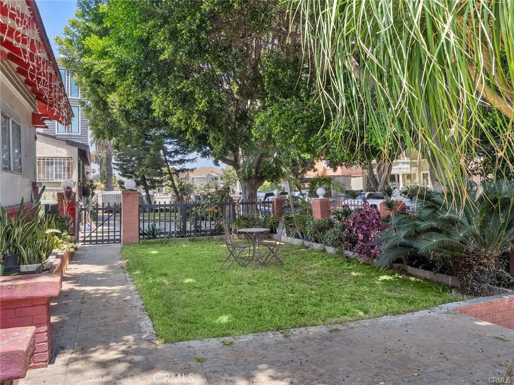 Residential for sale at 2921 Kenwood Avenue, Los Angeles CA featuring 6 beds and 2 baths