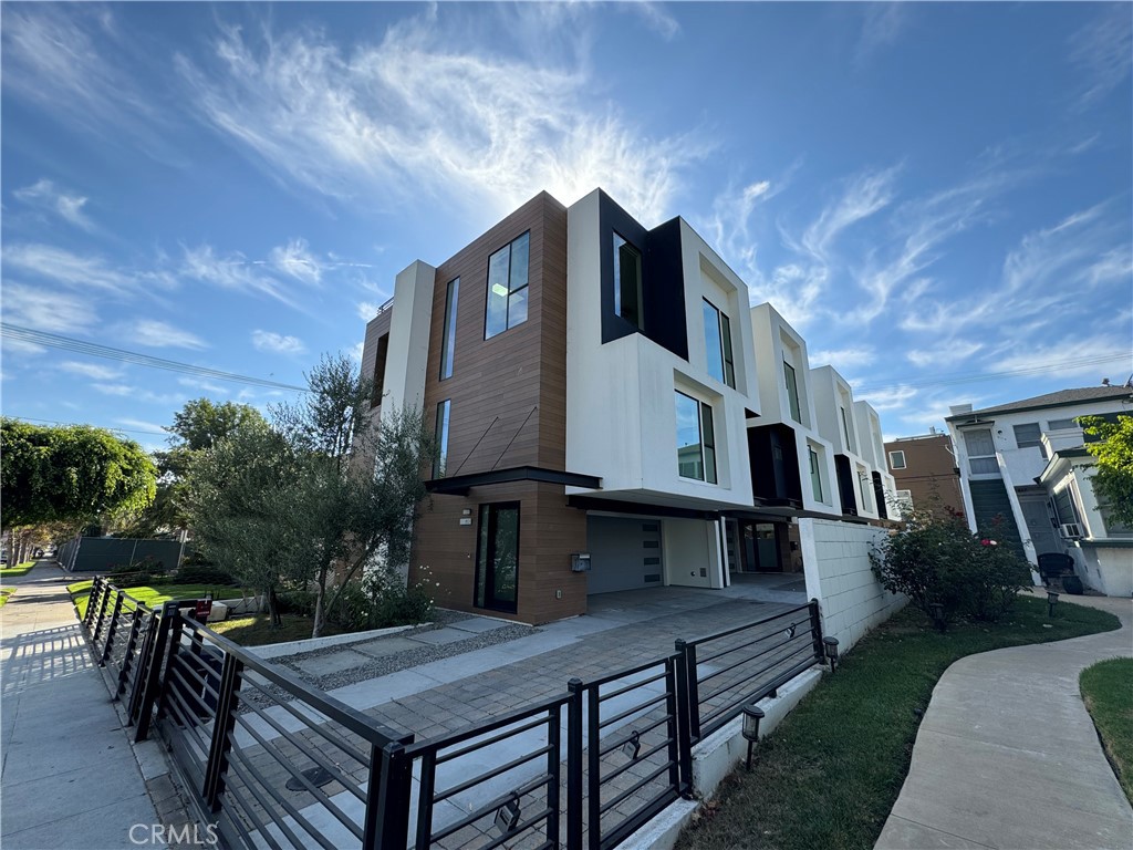 Residential for sale at 809 N Detroit Street, Los Angeles CA featuring 3 beds and 3 baths