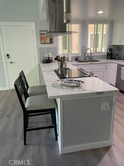 Residential Lease for rent at 18 Via Castilla O, Laguna Woods CA featuring 2 beds and 2 baths