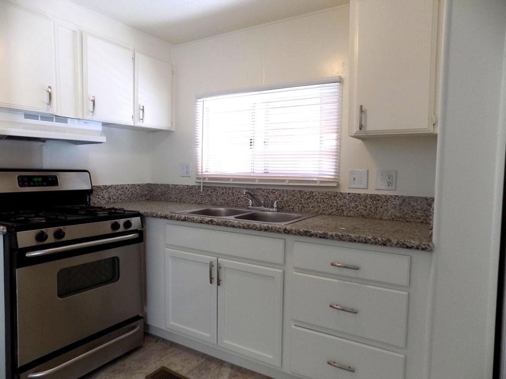 Manufactured In Park for sale at 70210 Ca-111 39, Rancho Mirage CA featuring 1 bed and 1 bath