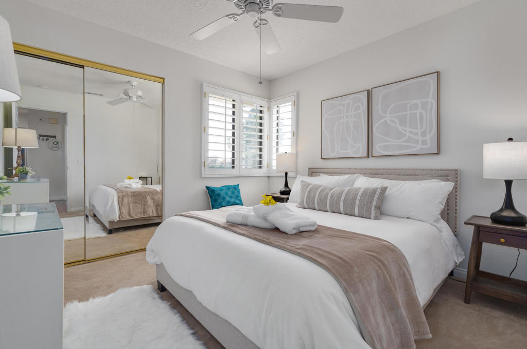 Residential Lease for rent at 41773 Preston Trail, Palm Desert CA featuring 2 beds and 2 baths