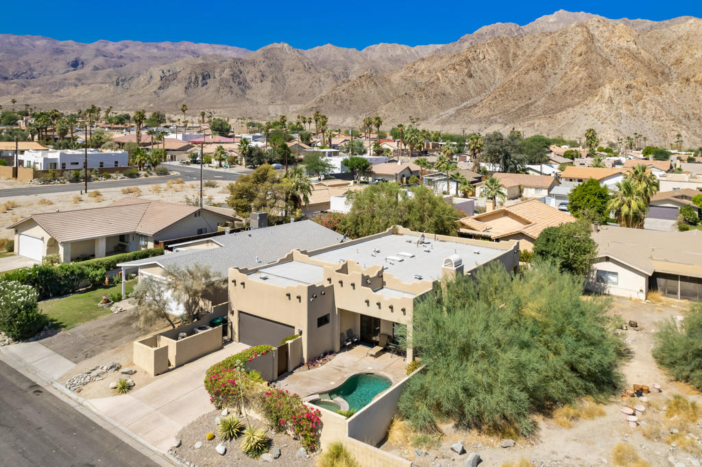 Residential Lease for rent at 53875 Avenida Rubio, La Quinta CA featuring 3 beds and 3 baths