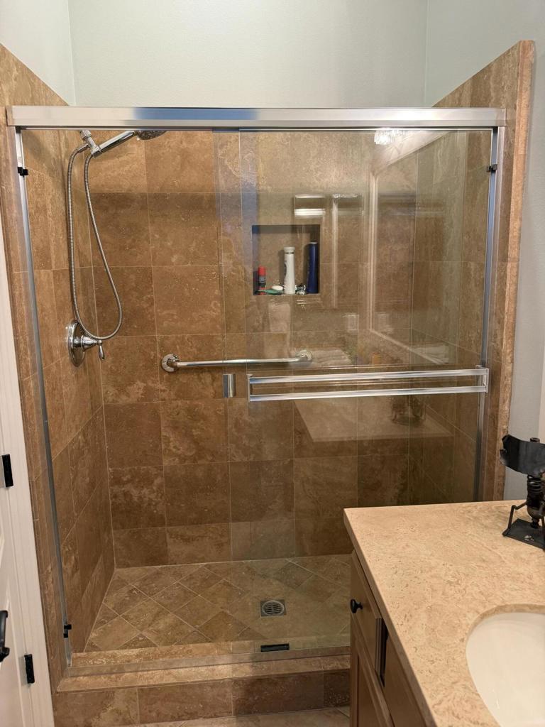 Residential Lease for rent at 81450 Moonstone Court, La Quinta CA featuring 2 beds and 2 baths