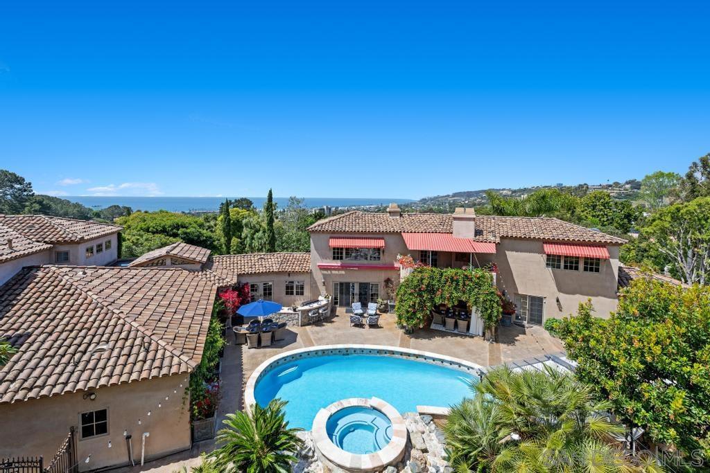 Residential Lease for rent at 2643 Hidden Valley Rd, La Jolla, San Diego County CA featuring 6 beds and 8 baths