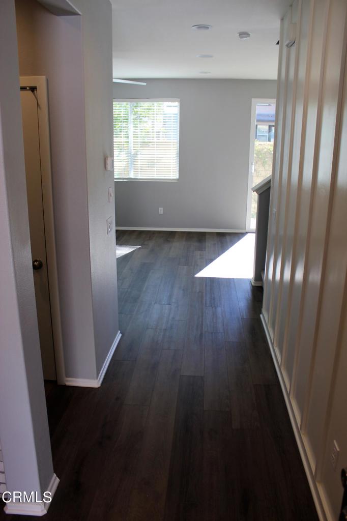 Residential Lease for rent at 2034 Tangelo Way, Santa Paula CA featuring 3 beds and 4 baths