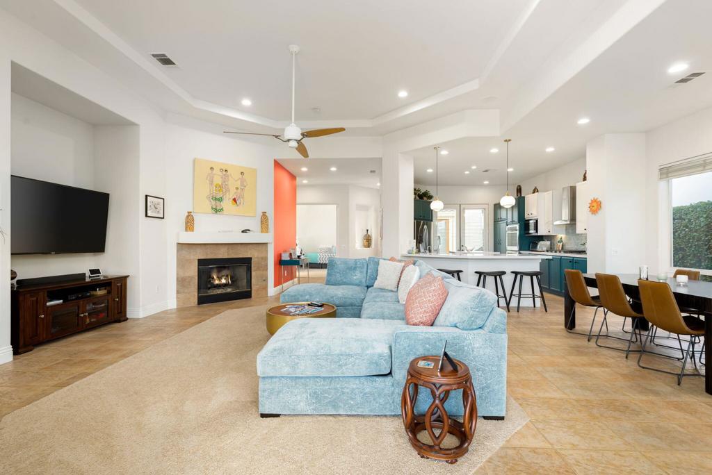 Residential Lease for rent at 79310 Toronja, La Quinta CA featuring 3 beds and 4 baths