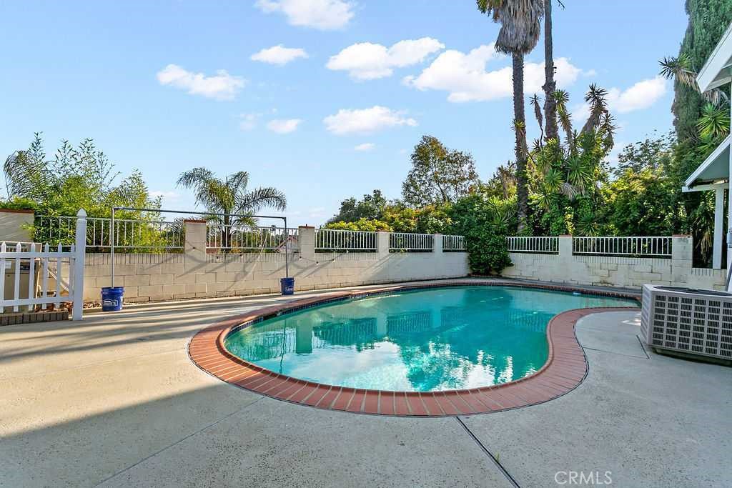 Residential Lease for rent at 1427 Pecan Grove Drive, Diamond Bar CA featuring 4 beds and 3 baths