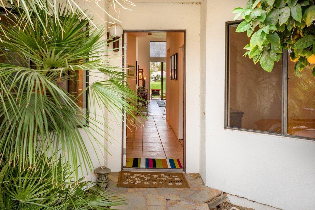 Residential Lease for rent at 55281 Shoal Creek, La Quinta CA featuring 3 beds and 2 baths