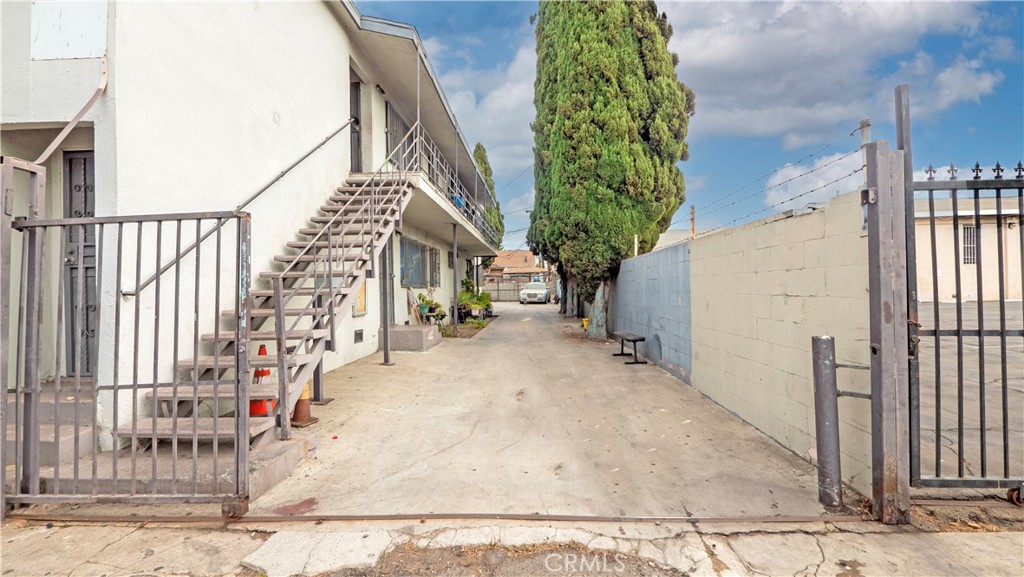 Residential Income for sale at 5110 Compton Avenue, Los Angeles CA