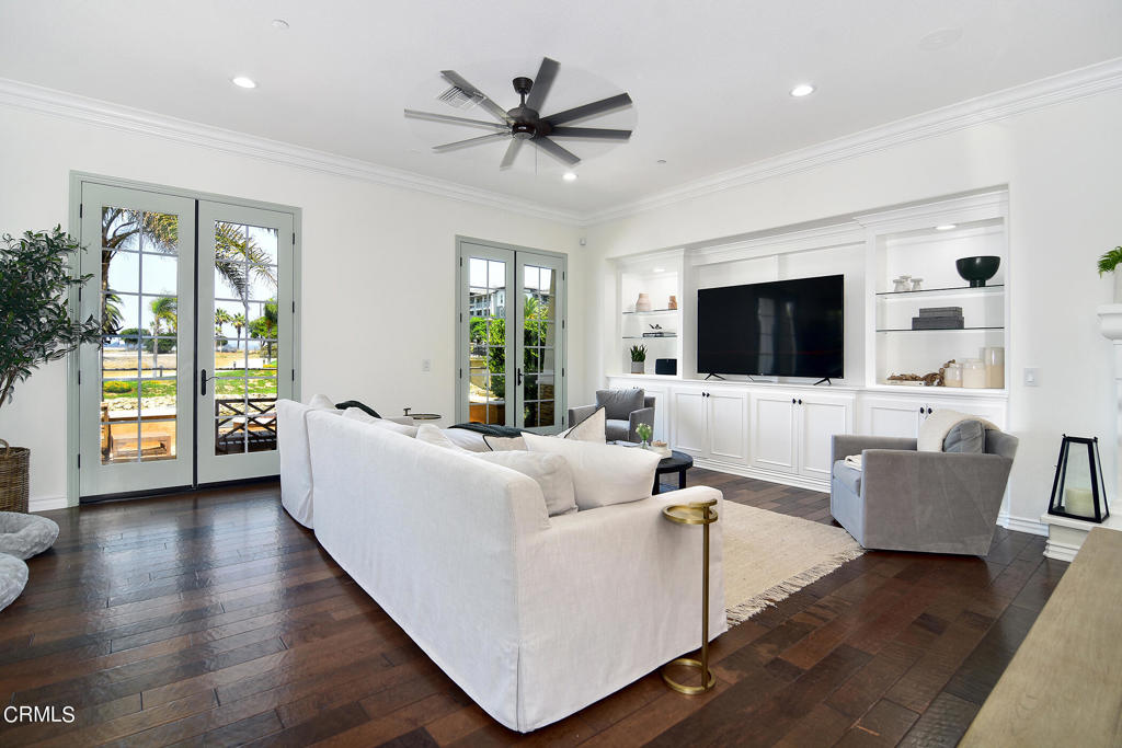 Residential Lease for rent at 4011 Adriatic Street, Oxnard CA featuring 4 beds and 3 baths