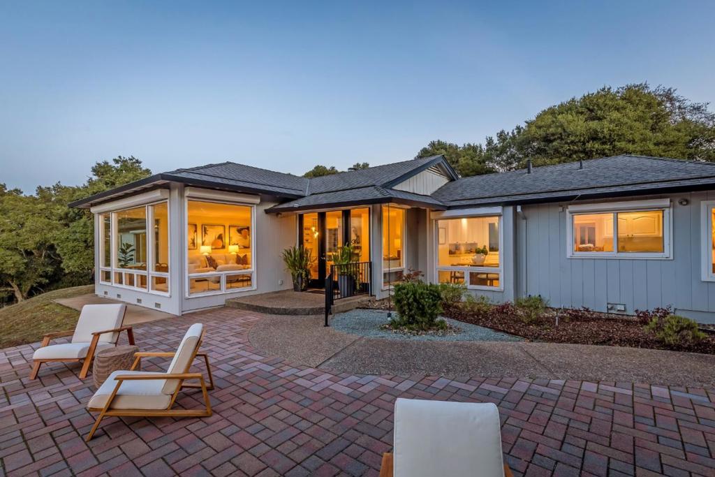 Residential for sale at 600 Westridge Drive, Portola Valley CA featuring 4 beds and 4 baths