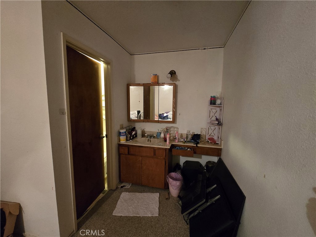 Residential for sale at 174 Hope Lane, Oroville CA featuring 6 beds and 4 baths