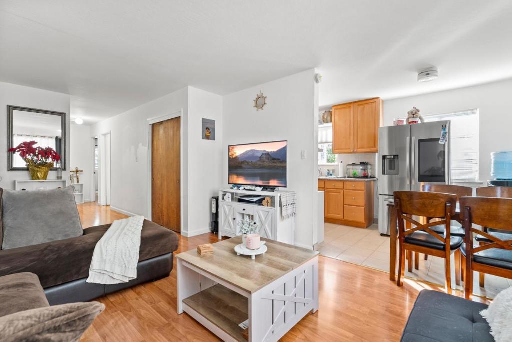 Residential Income for sale at 470 Willow Avenue, Half Moon Bay CA