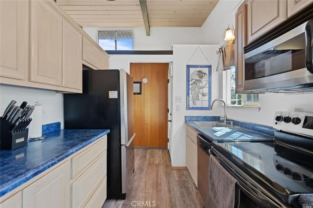 Residential for sale at 12762 Shoreview Drive, Clearlake Oaks CA featuring 2 beds and 2 baths